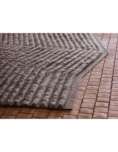Lines Rug Charcoal 205x334 by Gan Rugs