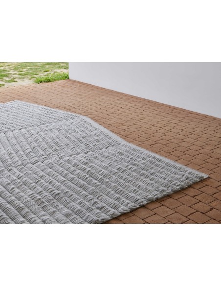 Lines Tappeto Grey 172x280 by Gan Rugs