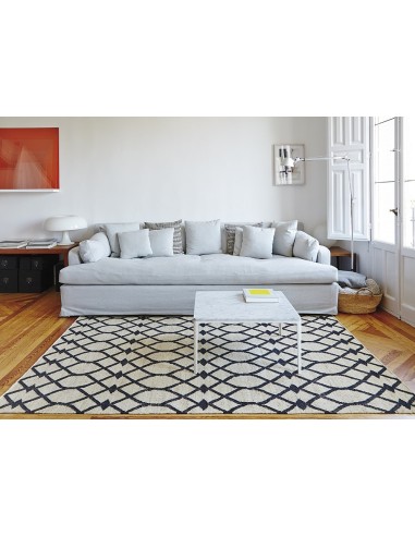 Rodas Rug Black 200x300 by Gan Rugs